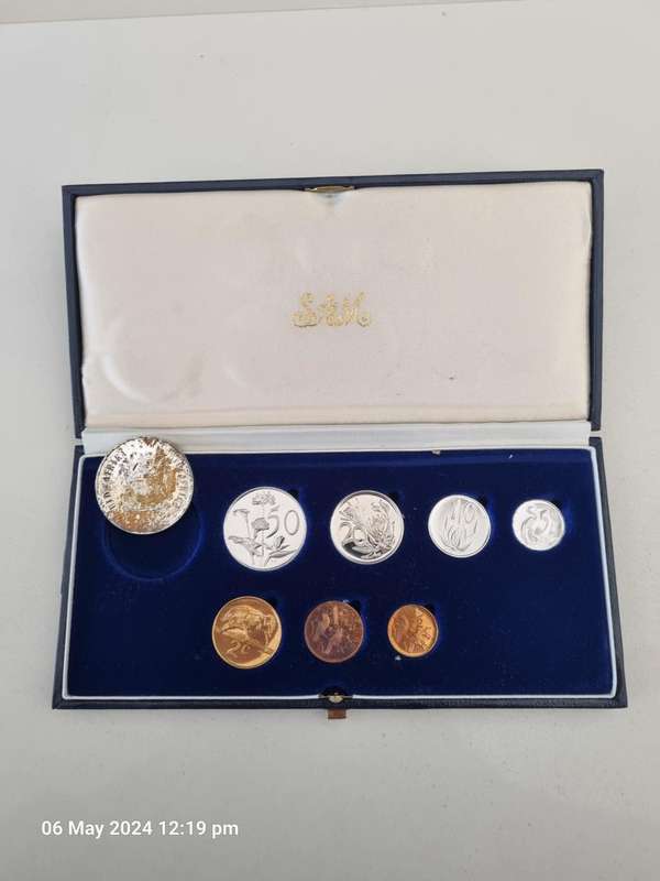 ****1X 1982 SHORT PROOF SET****