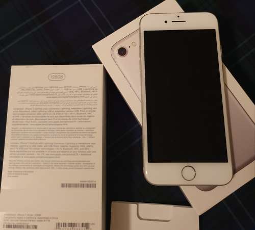 Apple iPhone 7 (128G)