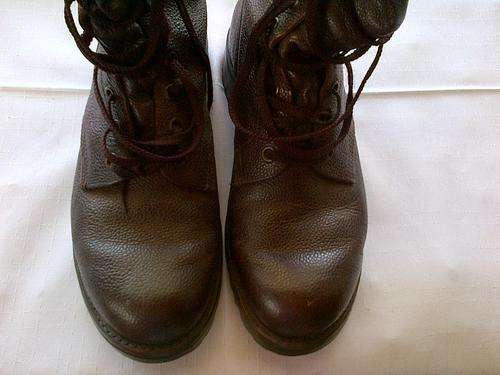 ARMY BOOTS NO 12 (LOOKING GOOD)