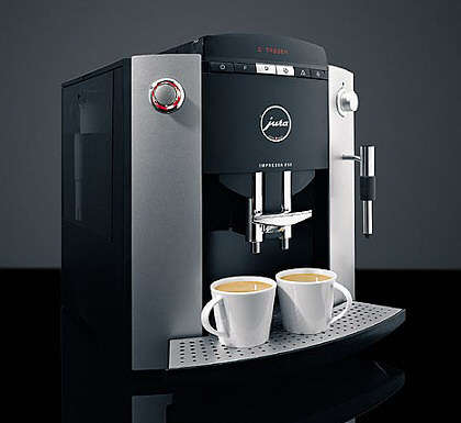 ** JURA IMPRESSA F50 ** AUTOMATIC COFFEE MACHINE ** R12 900 RETAIL ** SWISS MADE ** SILVER /BLACK **