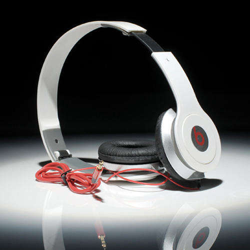 *** BEATS BY DR DRE *** SOLO HD 2.0 *** WHITE MONOCHROMATIC *** ORIGINAL & LATEST MODEL *** DEMO ***