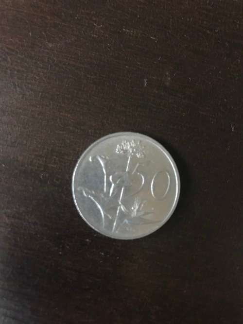 1975 About Uncirculated  Nickel SAR 50c Coins. Really Nice Coins.