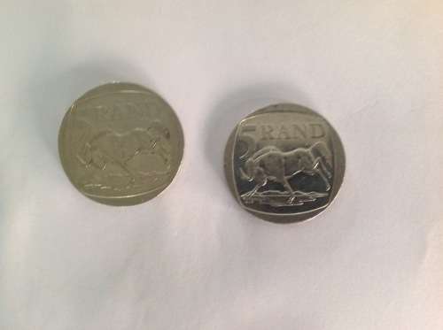 2000 MADIBA SMILEY About Uncirculated R5 Coins. Really Nice Coins. Bid per Coin.