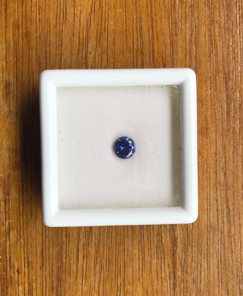 1.20ct ROUND FACETED TANZANITE SIMULANT VVS (TWO AVAILABLE).