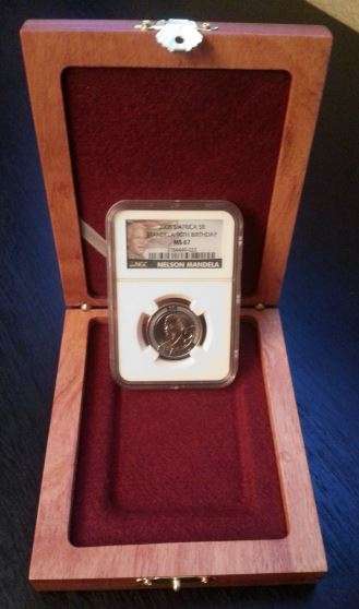 # COLLECTORS # 2008 Mandela 90th Birthday R5 Coin MS67 in African Rosewood Display case..