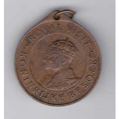 1947 SAU Bronze Medalion Celebrating the Royal Visit.
