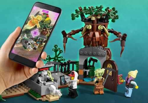 LEGO 70420 HIDDEN SIDE GRAVEYARD MYSTERY BUILDING SET, AR GAMES APP, INTERACTIVE AUGMENTED REALITY