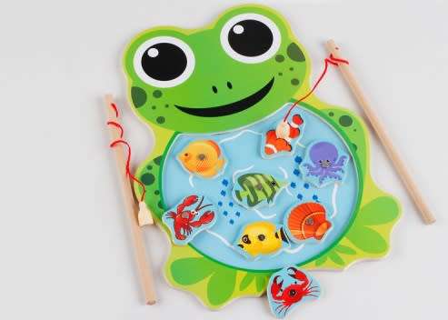 Magnetic frog fishing game