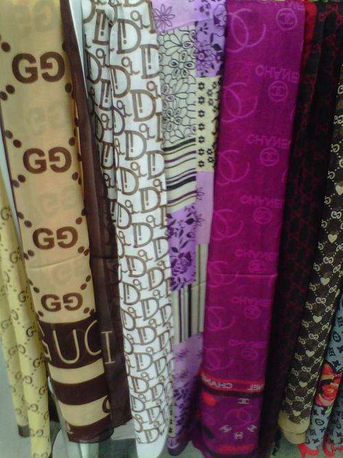 Scarfs