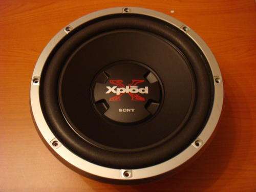 Sony Xplod 800 Watt 12" SVC subwoofer - BRAND NEW