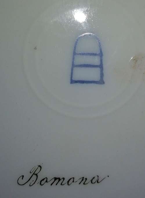 A Royal Vienna ramona wall plate