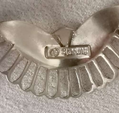 A stylish 1950s sterling scalloped necklace