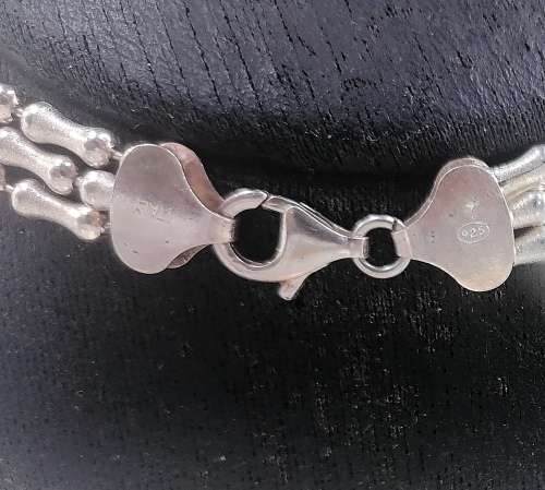 A stunning solid sterling silver 3 row Italian necklace