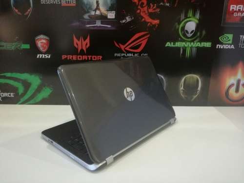 *HP PAVILION 15 n200si*i3-4005u*4GB RAM*500GB*DVD WRITER*HD DISPLAY