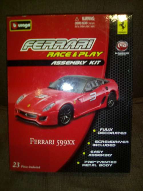 Bburago Build your own , 1:43 metal Ferrari 599xx