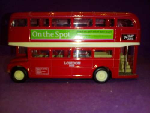Welly , Die-Cast Metal , old London Bus #9930