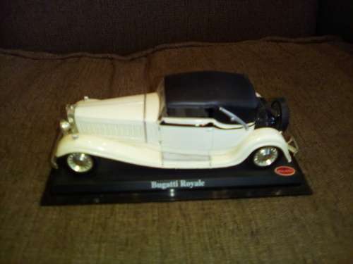 1;43 Metal Bugatti Royale