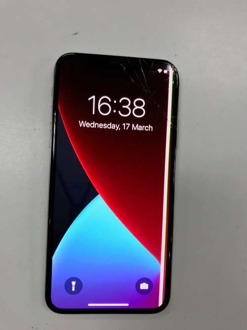APPLE IPHONE X 64Gb