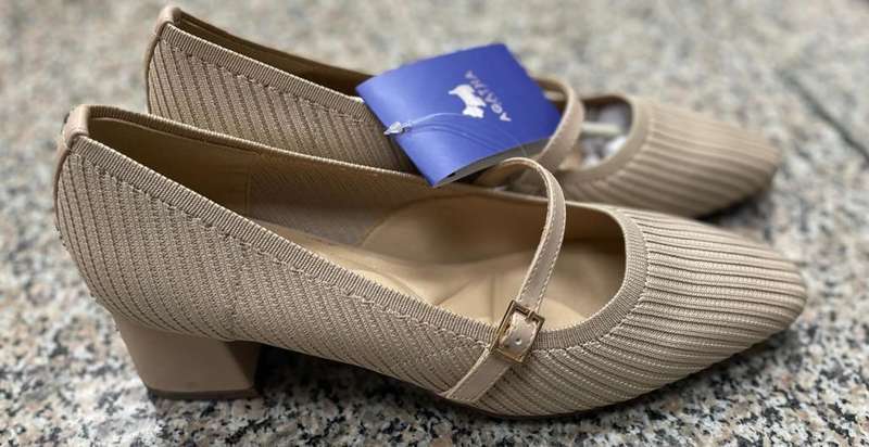 Ladies Elegent Heels