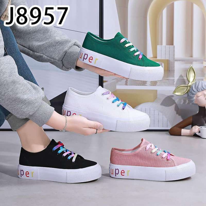 Ladies Canvas Sneaker