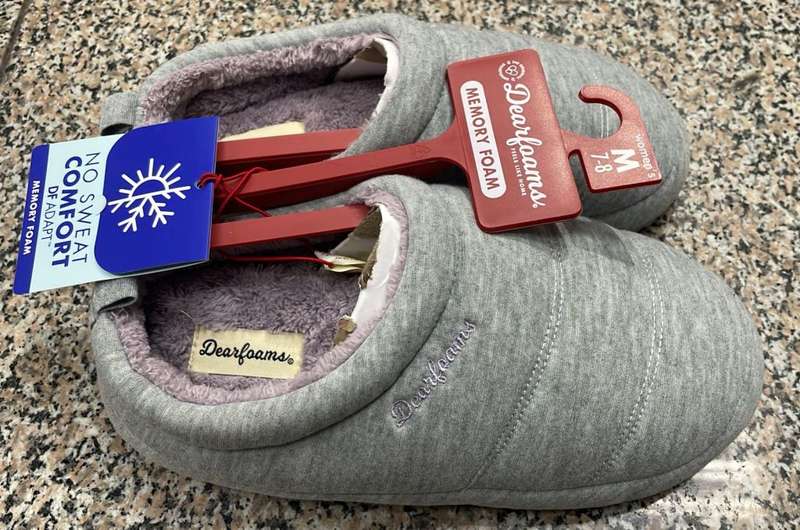 Women`s Dearfoams Slippers Size 5-6Uk