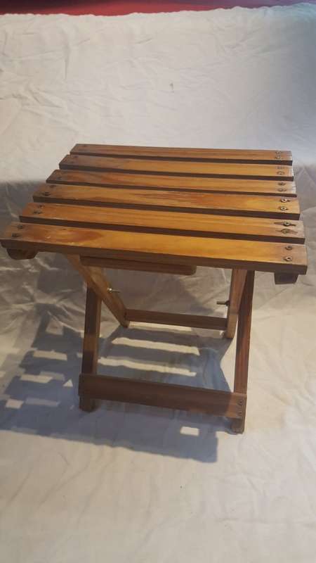 SUPERB!! Oregon Folding Chair