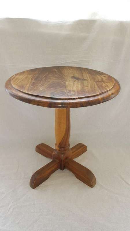 AMAZING!!! Arts & Crafts Table