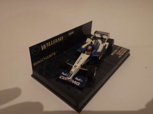 MINICHAMPS Williams F1 Team Juan Pablo Montoya 2002 1:43
