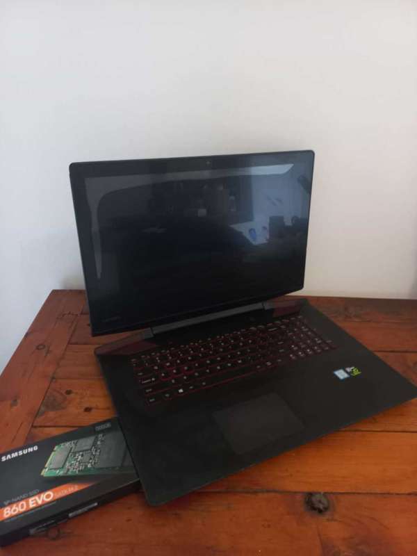 Core i7 16gb GTX960 SSD Lenovo IdeaPad Y700-17ISK Gaming Laptop