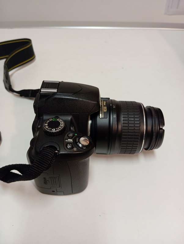 Nikon D60 DSLR Camera and lens
