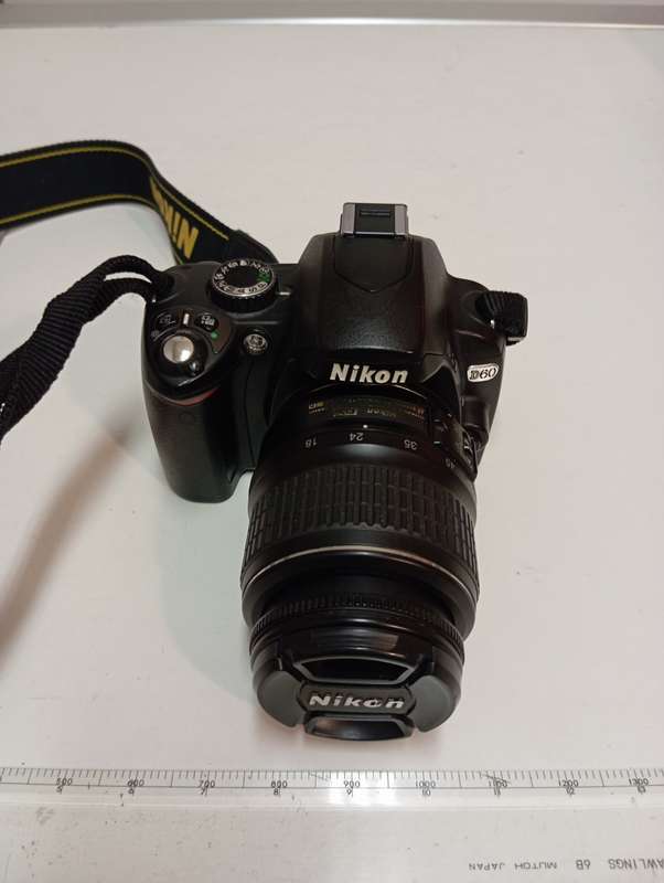 Nikon D60 DSLR Camera and lens