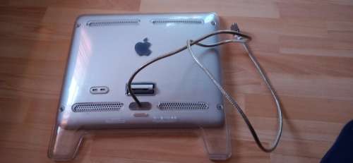 Late Entry!!! Vintage Original Apple Studio Display monitor (read description)