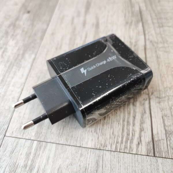 48W Charger Plug - 4 USB Ports & 1 Type C Port