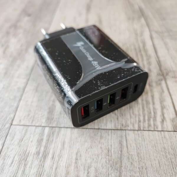 48W Charger Plug - 4 USB Ports & 1 Type C Port