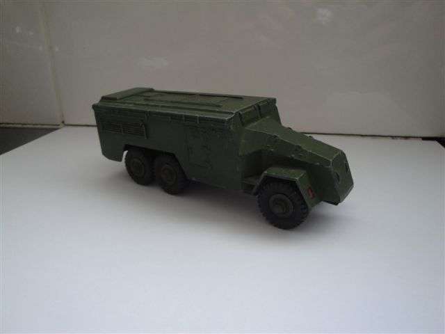 Dinky Armoured Command Car No 677 made in England by Meccano