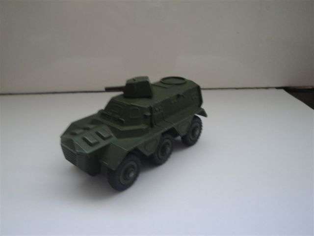 Dinky Armoured personnel carrier No 676 made in England in 1955 by Meccano