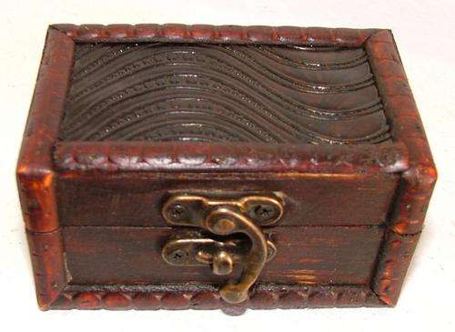 Beautiful Small SQ Wood Trinket Box