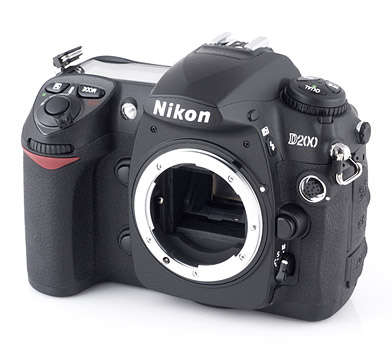 Nikon D200 + 3 Lenses & flash deal (great deal)
