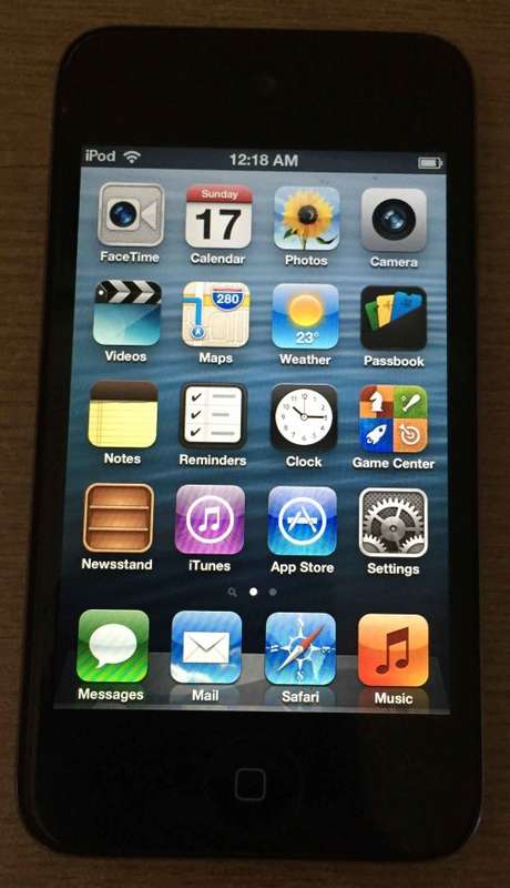 IPod touch 4th Gen 32GB Black