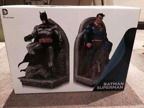 Batman & Superman Statue Bookend set (Special)