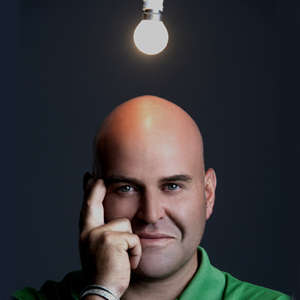 Win a Day on Shoot with Riaan, the DIY Man