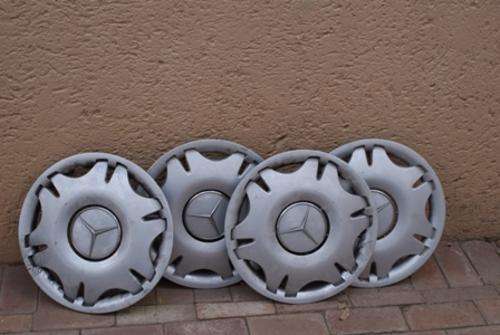 Merc Vito Hubcaps New