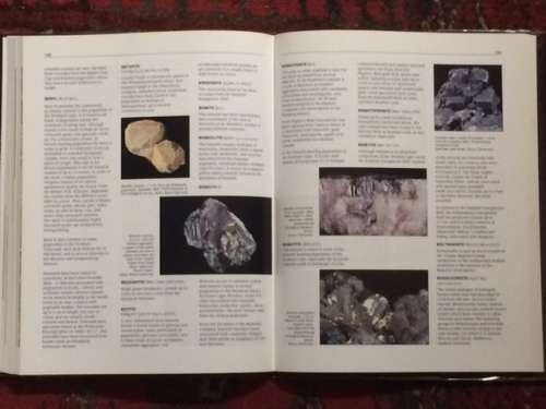 Minerals of South Africa by Bruce Cairncross and Roger Dixon First Edition 1995 Scarce