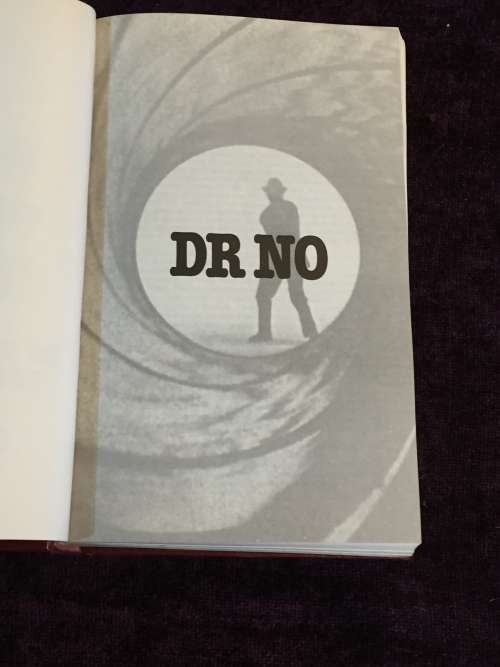 James Bond Omnibus: Dr.No/Moonraker/Thunderball/From Russia with Love/On her Majesty/Goldfinger