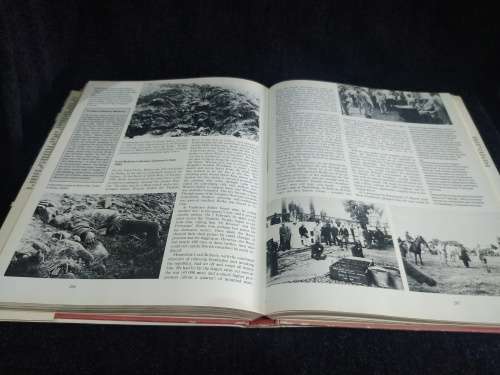 A New Illustrated History of South Africa by Trewhella Cameron and SB Spies