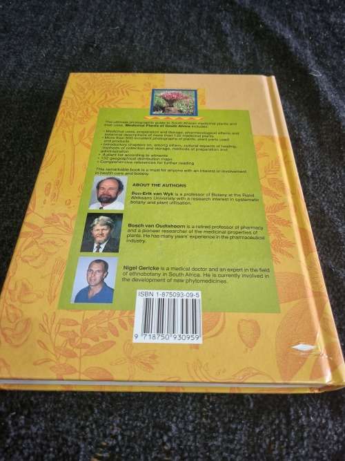 Medicinal Plants of South Africa by Ben-Erik Van Wyk, Bosch Van Oudtshoorn, Nigel Gericke