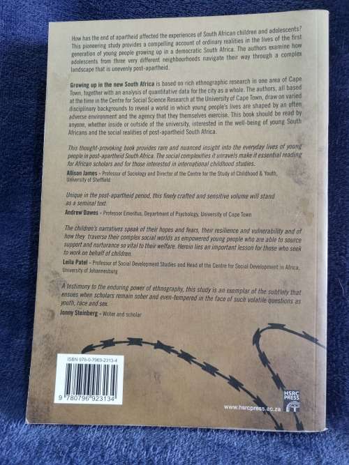 Growing Up in the New South Africa by Rachel Bray, Imke Gooskens, Lauren Kahn, Sue Moses