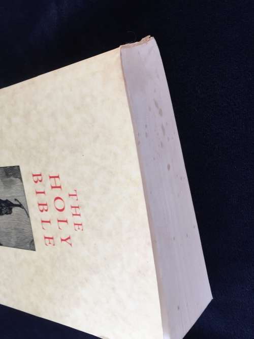 The Holy Bible: A Facsimile Of The Pennyroyal Caxton Edition of King James Version by Barry Moser