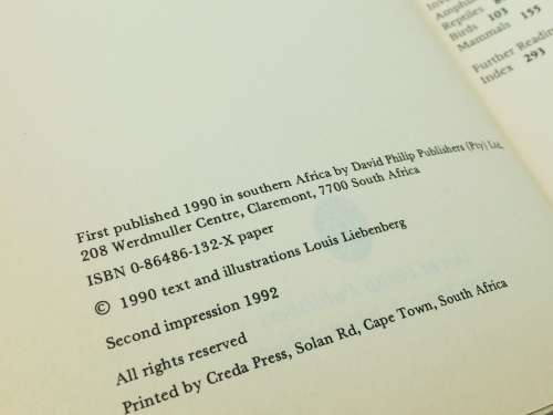 A Field Guide to the Animal Tracks of Southern Africa ~ Louis Liebenberg | Scarce