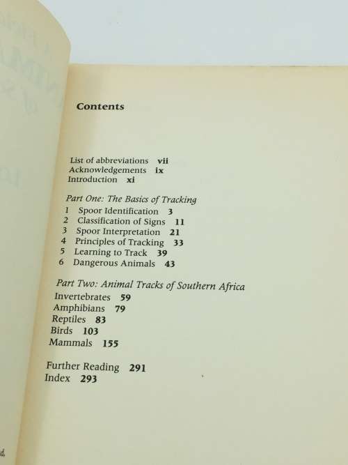 A Field Guide to the Animal Tracks of Southern Africa ~ Louis Liebenberg | Scarce